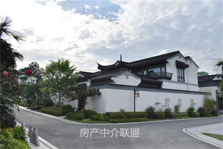 婚房理想家园4室2厅2卫99.8万128m2出售